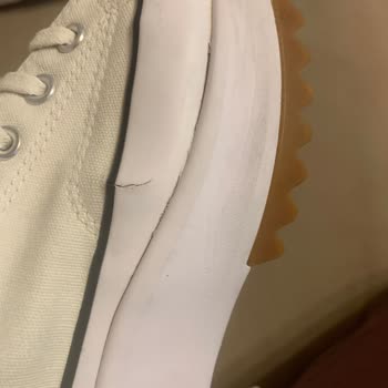 Converse Ayakkabıda Garanti Sorunu Ve Müşteri Mağduriyeti