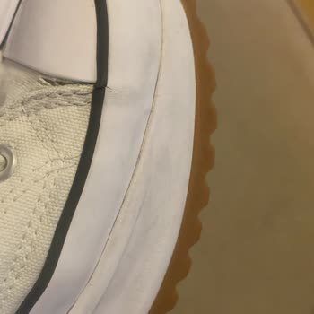 Converse Ayakkabıda Garanti Sorunu Ve Müşteri Mağduriyeti