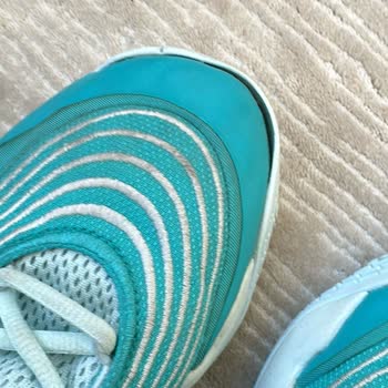 Nike Basketbol Ayakkabısı 3 Ayda Deforme Oldu, İade Reddedildi