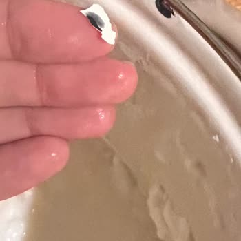 Madame Coco Tencere Ve Demlikte Boya Sorunu