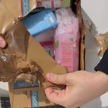 Sürpriz Kutuda Patlayan Duş Jeli Hayal Kırıklığı