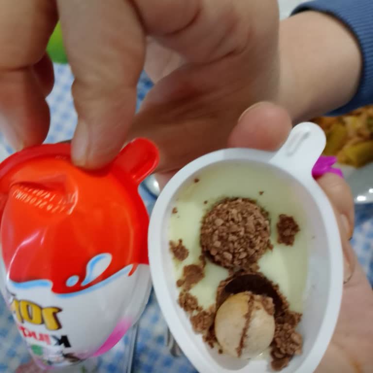 Kinder Joy Hayal Kırıklığı: Kalitesiz Ürün Deneyimi
