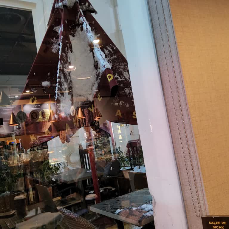 Kahve Dünyası'nda Soğuk Hava Ve İlgisizlik Sorunu