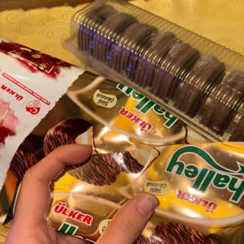 Ülker Halley'in Rahatsız Edici Kokusu