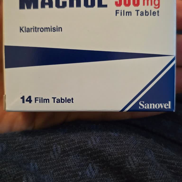 Macrol 500 Kullanımı Sonrası Sürekli Hıçkırık Problemi