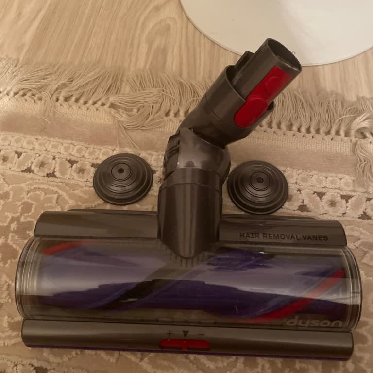 Dyson Gen5 Süpürge Başlık Tekerlerinin Dayanıklılık Sorunu