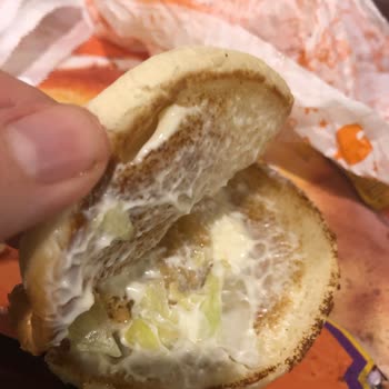 Popeyes'tan Hayal Kırıklığı: 115₺'ye Minik Tavuk!