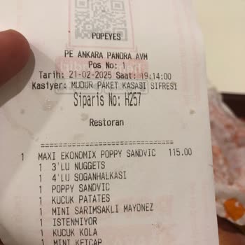 Popeyes'tan Hayal Kırıklığı: 115₺'ye Minik Tavuk!