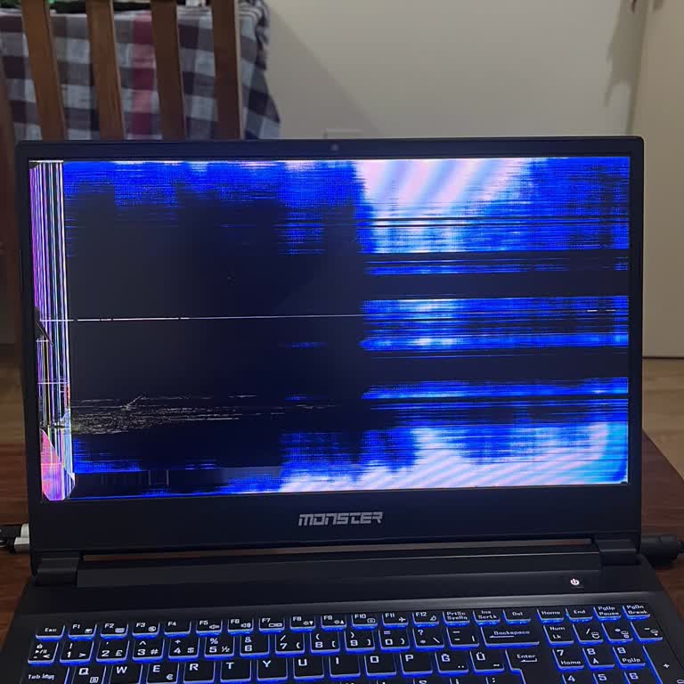 Monster Notebook İle Yaşanan Sorunlar Ve İhmalkarlık