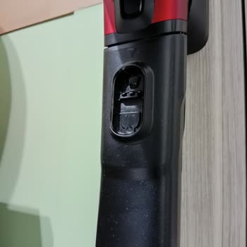 Philips 7000 Serisi Süpürge: Kırılan Klips Sorunu