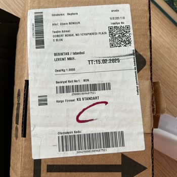 Kırık Far Paleti Ve Sorunlu Kargo Deneyimi