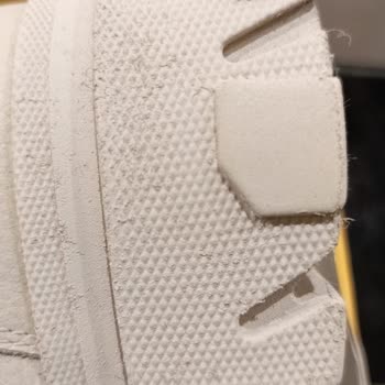 Ayakkabı Tabanında Beklenmedik Sorunlar