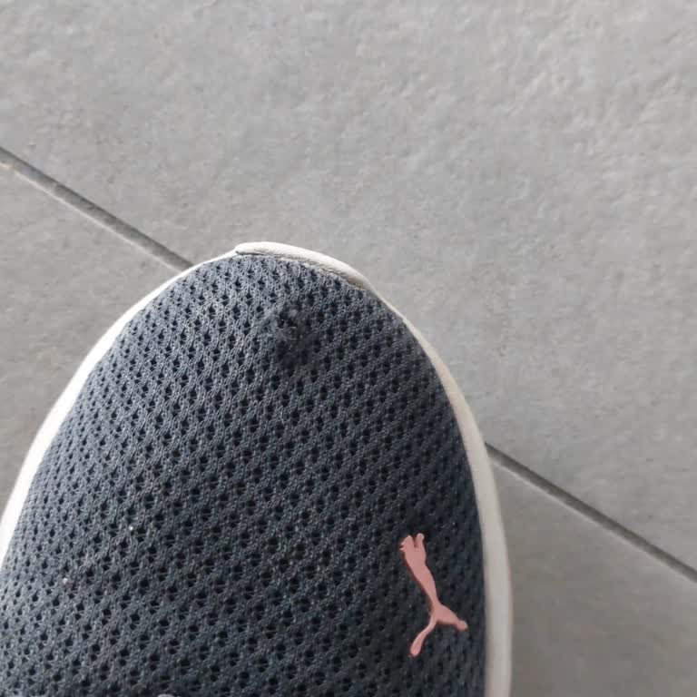 Puma Ayakkabıda Kalitesiz Bez Sorunu