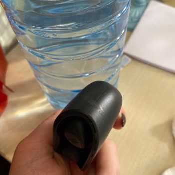 JBL Kulaklıkta Gizemli Leke Sorunu