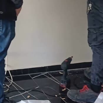 Grundig Servisi Duvarlarıma Zarar Verdi, Çözüm Yok