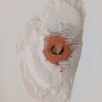 Grundig Servisi Duvarlarıma Zarar Verdi, Çözüm Yok