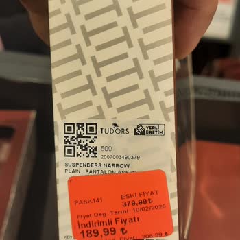 Tudors'da Etiket Ve Değişim Politikası Karmaşası