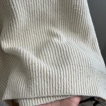 1300 Liralık Kazak İlk Giymede Tüylendi