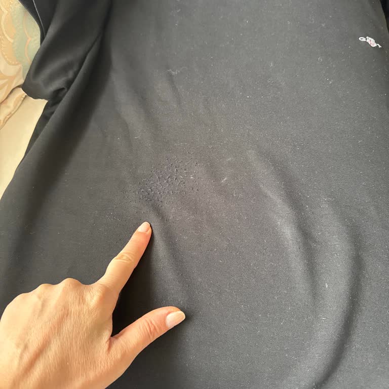 Gant Tişörtte Beklenmedik Tüylenme Sorunu