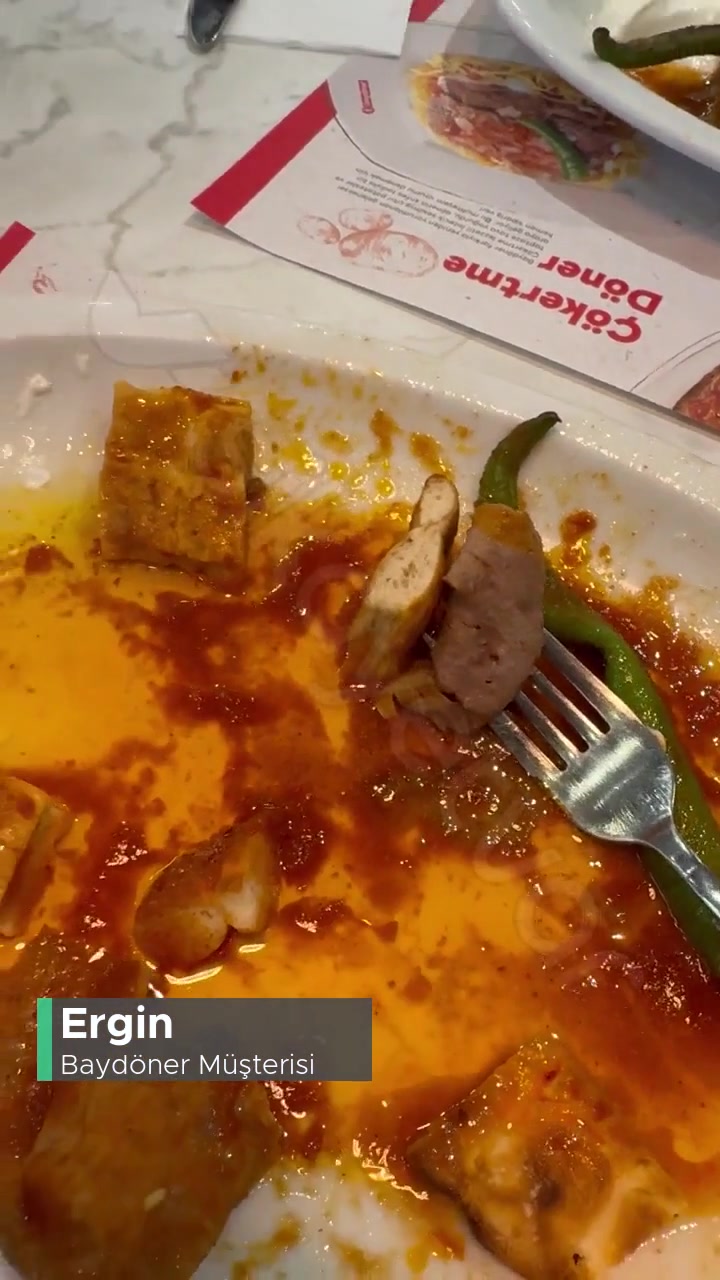 Baydöner Etsiz Ve Sossuz İskender İcat Etmiş! videonun kapak resmi