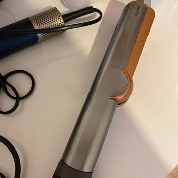Dyson Saç Düzleştiricisi Kutu Sorunu Ve Güven Problemi