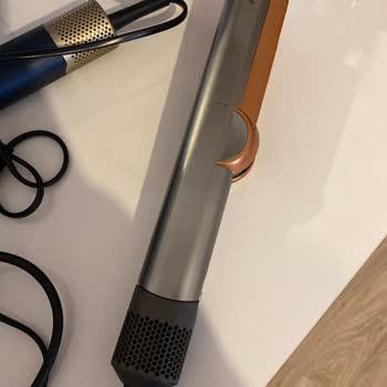 Dyson Saç Düzleştiricisi Kutu Sorunu Ve Güven Problemi