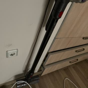 Dyson Saç Düzleştiricisi Kutu Sorunu Ve Güven Problemi