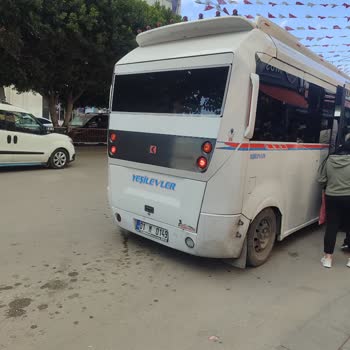 Otobüs Şoföründen Tehlikeli Davranış