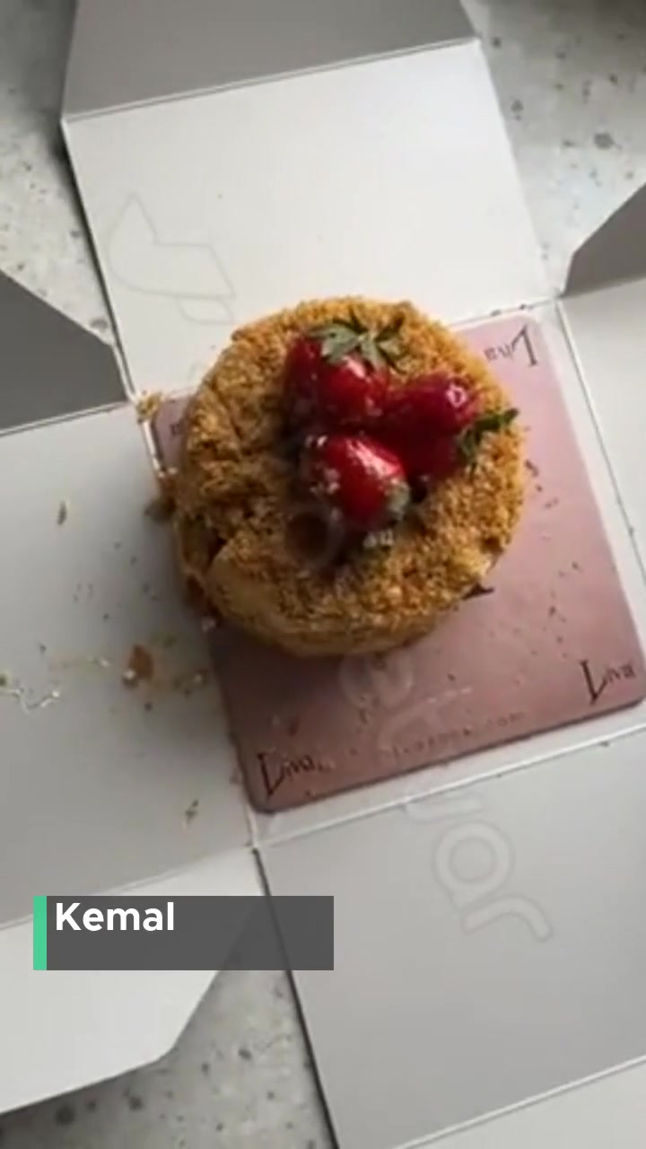 Liva Pastanesi Acı Pasta Muhallebili videonun kapak resmi