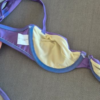 Renk Atan Bikini: Hayal Kırıklığı