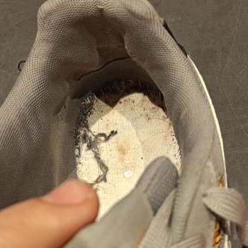 Puma Ayakkabıda Beklenmedik Parçalanma