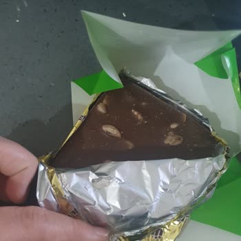 Bozuk Ürün Şoku: Ülker Çikolata Güven Sarsıyor