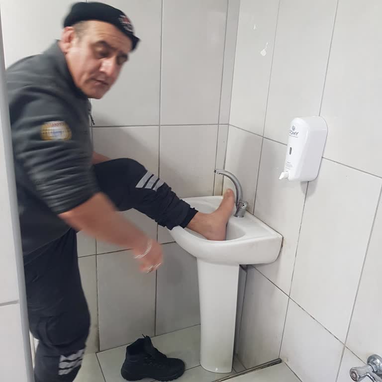 Gençlik Parkı'nda Şok Edici Tuvalet Olayı