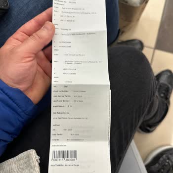 Üniverse Constant Saatte Çizik Ve Kurma Çarkı Sorunu