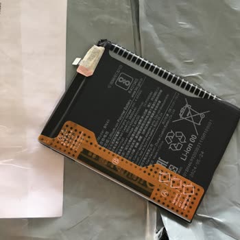 Dikkatsiz Ambalajlama Ve Güvenlik Riski Taşıyan Batarya