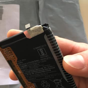 Dikkatsiz Ambalajlama Ve Güvenlik Riski Taşıyan Batarya