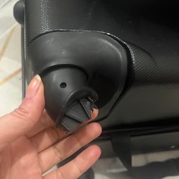 Gecikmeli Uçuş Ve Kırık Valiz Sorunu: Müşteri Hizmetleri Hayal Kırıklığı