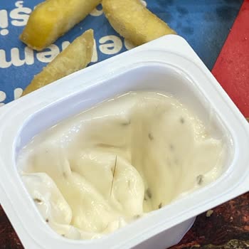 Burger King'de Sosun İçinden Kıl Çıktı: Hijyen Standartları Sorgulanıyor