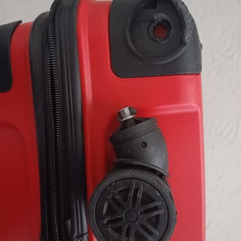 Fossil Valizimin Tekerleği Koptu, Yedek Parça Bulamıyorum!