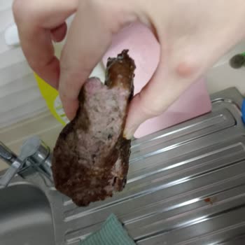 Metro Grossmarket'ten Aldığım Burgerlerde Yaşadığım Sorunlar!