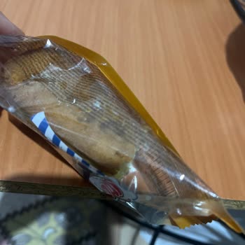 Eksik Ve Ezilmiş Kekler