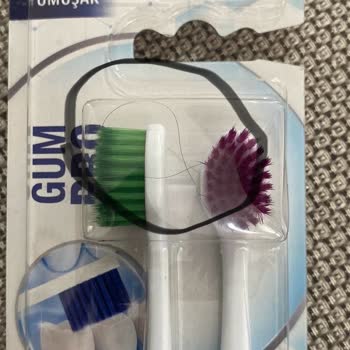 Hijyen Sorunu: Saçlı Diş Fırçası