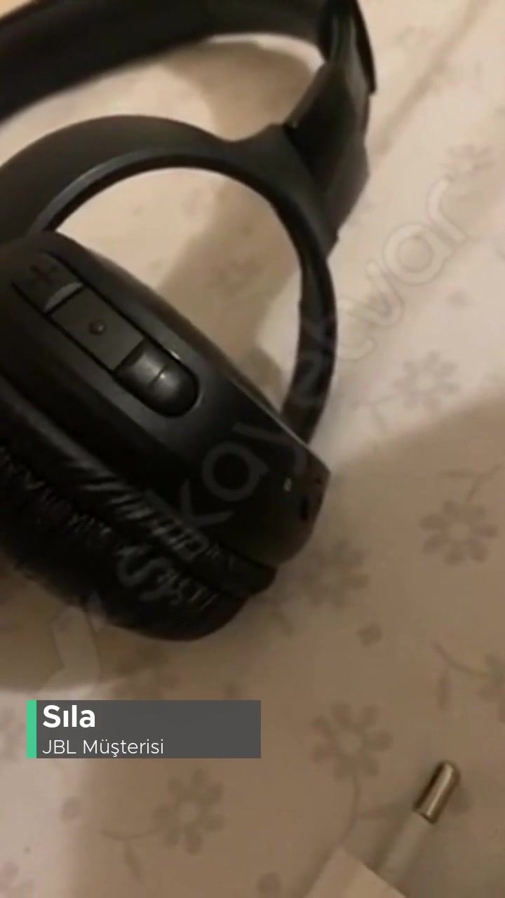 JBL Kulaklık Kırmızı Işık Yanıyor! videonun kapak resmi