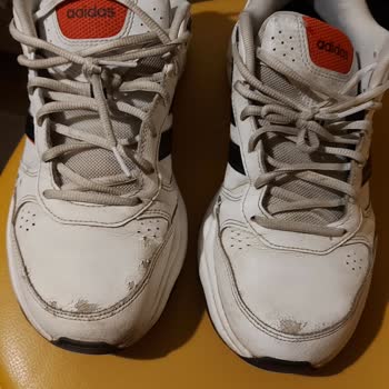 Aldığım Adidas Ayakkabının Kalitesizliği Ve İnceleme Sürecinin Yetersizliği