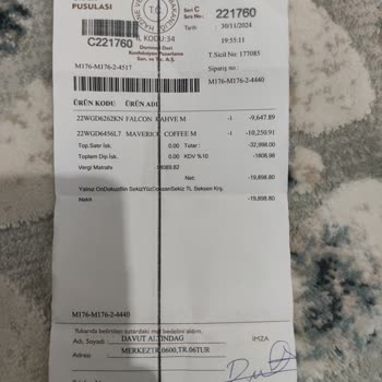 Derimod Montta Renk Farklılığı Ve İlgisizlik
