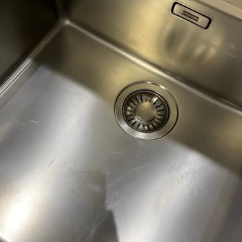 Franke Eviyede İlk Günden Çizik Sorunu