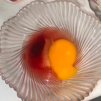 CP Marka Yumurtadan Çıkan Şok Edici Manzara