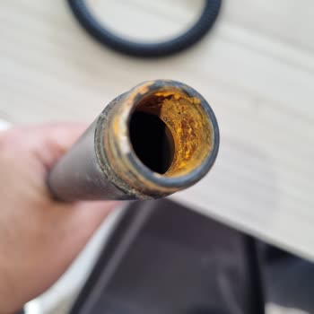 Paslanmaz Diye Satılan Duş Seti Paslandı!