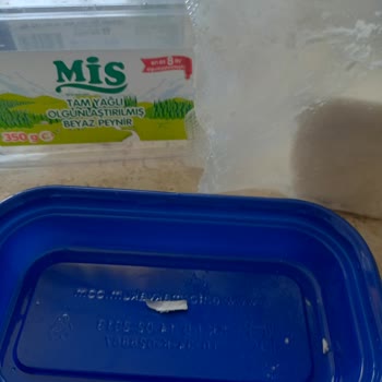 Mis Tehlikeli Yabancı Madde: Peynirde Teneke Parçası