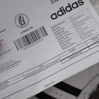 Adidas Online Alışverişte Değişim Sorunu